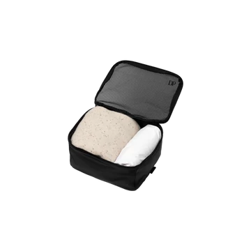 D_b_ Essential Packing Cube M Black Out - Rendszerező